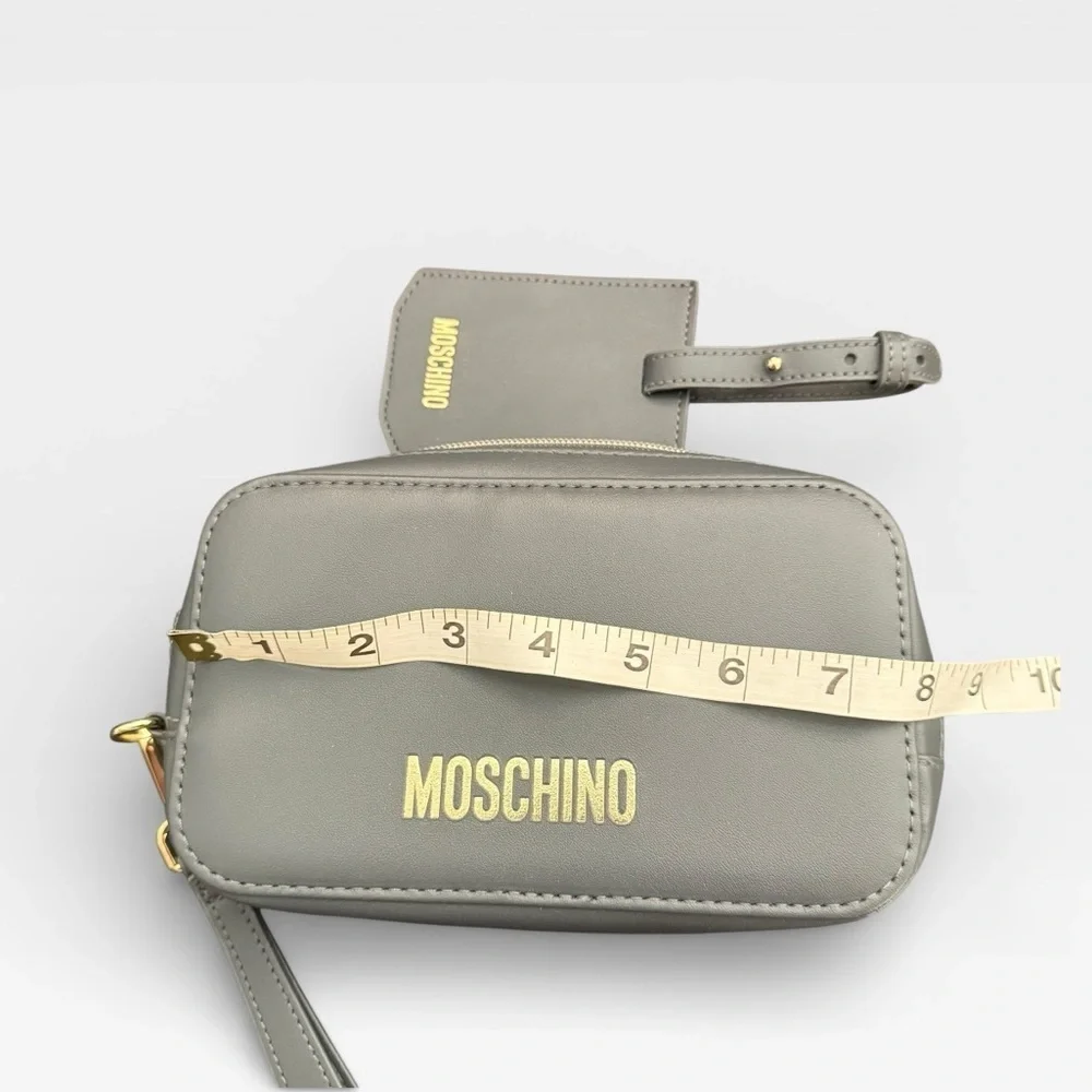 New Moschino Cosmetics Travel bag with luggage name tag